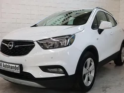 Weiß Gebraucht 2018 Opel Mokka X Edition SUV | 15.490 € (Fairer Preis)