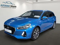 Blau Gebraucht 2017 Hyundai i30 Kombi | 15.480 € (Fairer Preis)