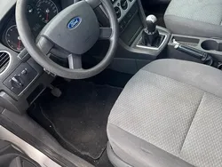Silber Gebraucht 2005 Ford Focus Kombi | 400 € (Superpreis)