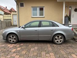 Grau Gebraucht 2006 Audi A4 Limousine | 6.500 € (Etwas zu teuer)