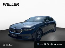 Grau Gebraucht 2024 BMW 520 Comfort Edition Limousine | 49.950 € (Superpreis)