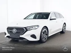 Weiß Gebraucht 2024 Mercedes E300 Avantgarde Kombi | 43.990 € (Superpreis)