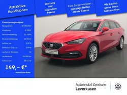Schwarz / emocion rot (metallic) Gebraucht 2021 Seat Leon ST XCELLENCE Kombi | 20.680 € (Guter Preis)