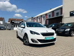 Weiß Gebraucht 2015 Peugeot 308 Allure+ Kombi | 9.999 €