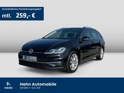 Deep black perleffekt Gebraucht 2018 VW Golf VII Highline Kombi | 18.930 € (Fairer Preis)
