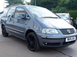 Grau Gebraucht 2009 VW Sharan United Van / Kleinbus | 4.990 € (Etwas zu teuer)