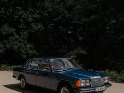 Blau Gebraucht 1982 Mercedes 200 Limousine | 21.000 €