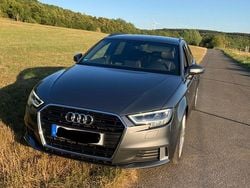 Grau Gebraucht 2017 Audi A3 S-Line Kleinwagen | 20.500 €