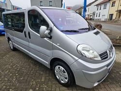 Grau star Gebraucht 2011 Renault Trafic Van / Kleinbus | 7.990 € (Fairer Preis)