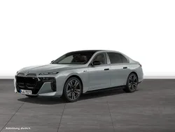 Brooklyn grau metallic Gebraucht 2024 BMW i7 Comfort Edition Limousine | 145.454 €