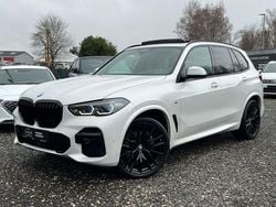 Weiß Gebraucht 2022 BMW X5 M Sport SUV | 48.490 € (Fairer Preis)