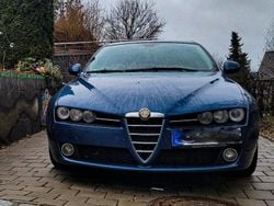 Blau Gebraucht 2009 Alfa Romeo 159 Kombi | 2.300 € (Guter Preis)