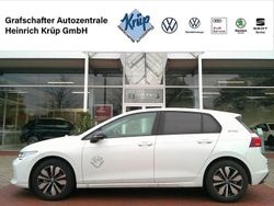Weiß Gebraucht 2025 VW Golf VIII Goal Limousine | 29.990 € (Superpreis)