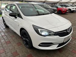 Schneeweiss Gebraucht 2020 Opel Astra Limousine | 15.990 € (Teuer)