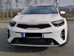 Weiß Gebraucht 2024 Kia Stonic Exclusive SUV | 16.666 € (Guter Preis)