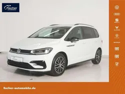 Pure white Gebraucht 2024 VW Touran Highline Van / Kleinbus | 38.480 € (Teuer)