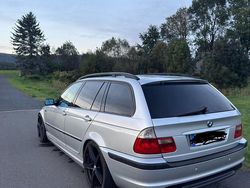 Silber Gebraucht 2003 BMW 320 M Sport Kombi | 4.000 € (Etwas zu teuer)