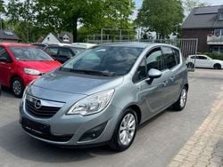 Grau Gebraucht 2012 Opel Meriva Edition Van / Kleinbus | 4.950 € (Fairer Preis)