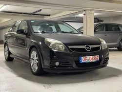 Schwarz Gebraucht 2006 Opel Vectra GTS Limousine | 1.970 €