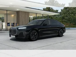 Schwarz (saphirschwarz metallic) Neu 2025 BMW i7 Executive Limousine | 127.500 €