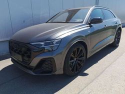 Daytonagrau metalllic Neu 2025 Audi Q8 S-Line SUV | 99.840 € (Teuer)