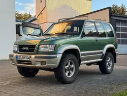 Grün Gebraucht 1999 Opel Monterey SUV | 8.000 €