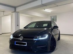 Schwarz Gebraucht 2018 VW Golf Highline Limousine | 12.700 € (Superpreis)