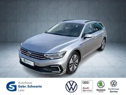 Silber Gebraucht 2022 VW Passat GTE Kombi | 25.290 € (Guter Preis)