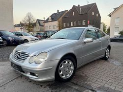 Silber Gebraucht 2001 Mercedes C200 Coupé | 2.697 €