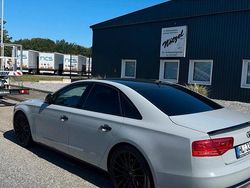 Grau Gebraucht 2013 Audi A8 Limousine | 13.500 € (Superpreis)