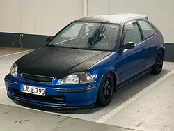 Blau Gebraucht 1996 Honda Civic Kleinwagen | 3.500 €