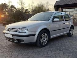 Grau Gebraucht 1999 VW Golf IV Comfortline Limousine | 500 € (Superpreis)