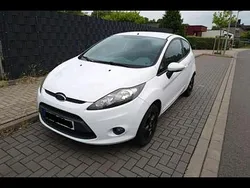 Weiß Gebraucht 2008 Ford Fiesta Kleinwagen | 3.000 €