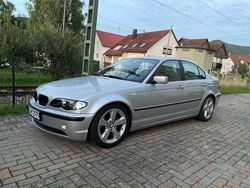 Schwarz Gebraucht 2003 BMW 318 Limousine | 1.700 € (Fairer Preis)