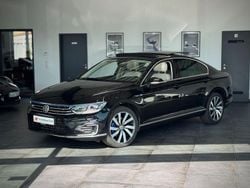 Deep black perleffekt Gebraucht 2017 VW Passat GTE Limousine | 20.979 € (Fairer Preis)