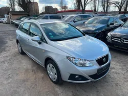 Silber Gebraucht 2011 Seat Ibiza ST Style Kombi | 6.000 € (Fairer Preis)