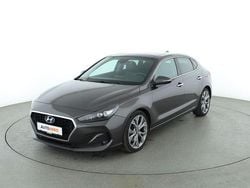 Braun Gebraucht 2019 Hyundai i30 Premium Limousine | 16.190 € (Fairer Preis)