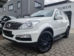 Weiß Gebraucht 2018 Ssangyong Rexton SUV | 15.900 € (Superpreis)