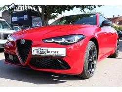 Rot Neu 2025 Alfa Romeo Giulia Limousine | 58.845 € (Superpreis)