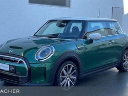 Grün Gebraucht 2022 Mini Cooper SE Classic Kleinwagen | 18.990 € (Fairer Preis)
