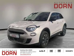Beige Gebraucht 2025 Fiat 125 SUV | 21.990 €