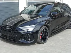 Mythosschwarz metallic Gebraucht 2023 Audi RS3 Sportback Sport Kleinwagen | 61.890 € (Fairer Preis)