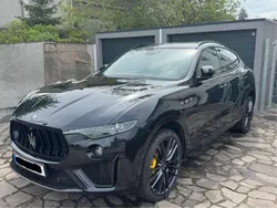 Schwarz Gebraucht 2020 Maserati Levante SUV | 82.500 € (Guter Preis)