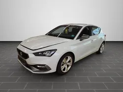 "nevada" weiss (metallic) Gebraucht 2024 Seat Leon FR-Line Limousine | 27.950 € (Guter Preis)
