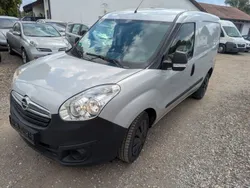 Silber Gebraucht 2016 Opel Combo Van / Kleinbus | 4.690 € (Guter Preis)