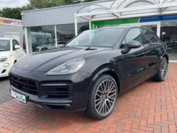 Schwarz Gebraucht 2022 Porsche Cayenne SUV | 74.990 € (Fairer Preis)
