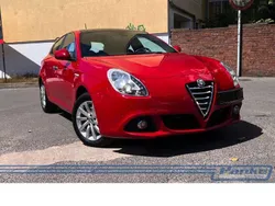 Colore interno (schwarzer stof Gebraucht 2015 Alfa Romeo Giulietta Turismo Kleinwagen | 13.990 €
