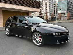 Schwarz Gebraucht 2009 Alfa Romeo 159 Ti Kombi | 5.150 €