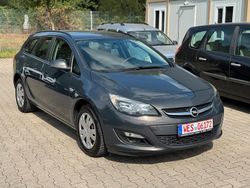 Grau Gebraucht 2016 Opel Astra Kombi | 5.990 € (Fairer Preis)