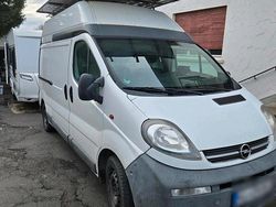 Gebraucht 2005 Opel Vivaro Van / Kleinbus | 6.500 €